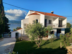 Casa Del Mar